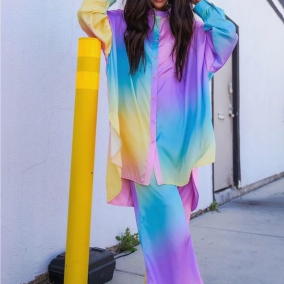 Dressed in LALA Multicolor Rainbow Gradient Playsuit Top & Pants Sz Medium - Picture 1 of 6